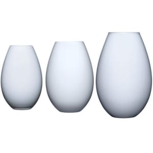 Set of 3 white vases